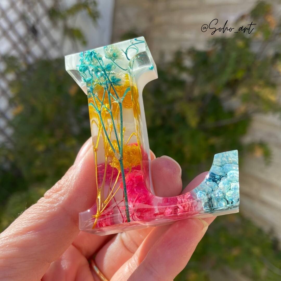2 LETRAS MEDIANAS - Flores🌼