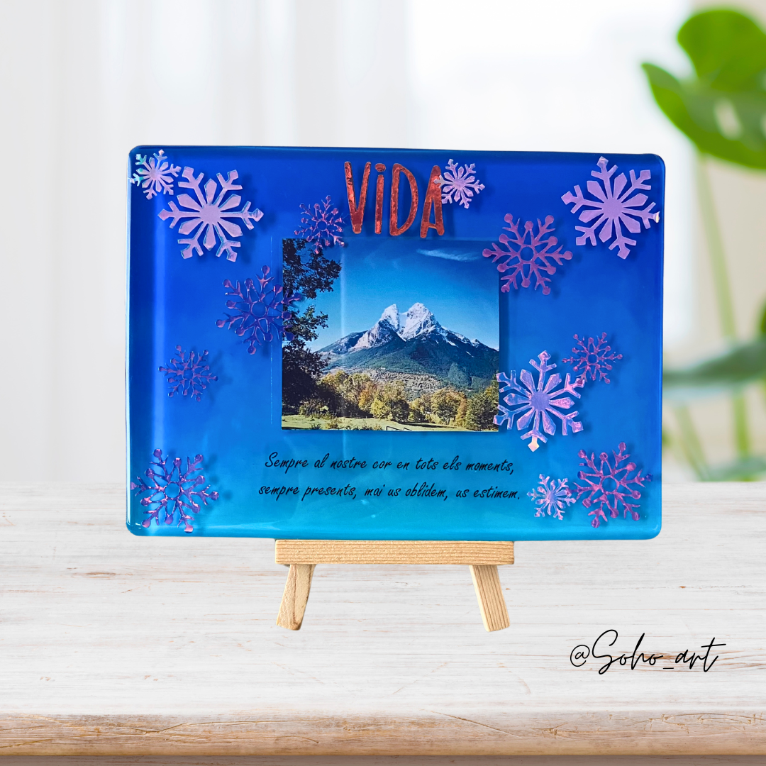 CUADRO CON CABALLETE DE MADERA