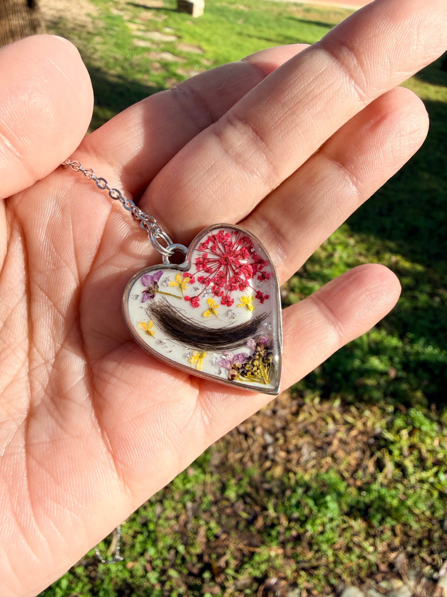 COLLAR CORAZÓN METÁLICO